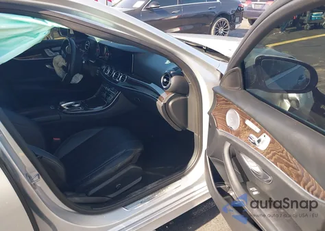 2019 Mercedes-Benz E 450 4Matic из США, поврежденный, VIN WDDZF6JB7KA494420